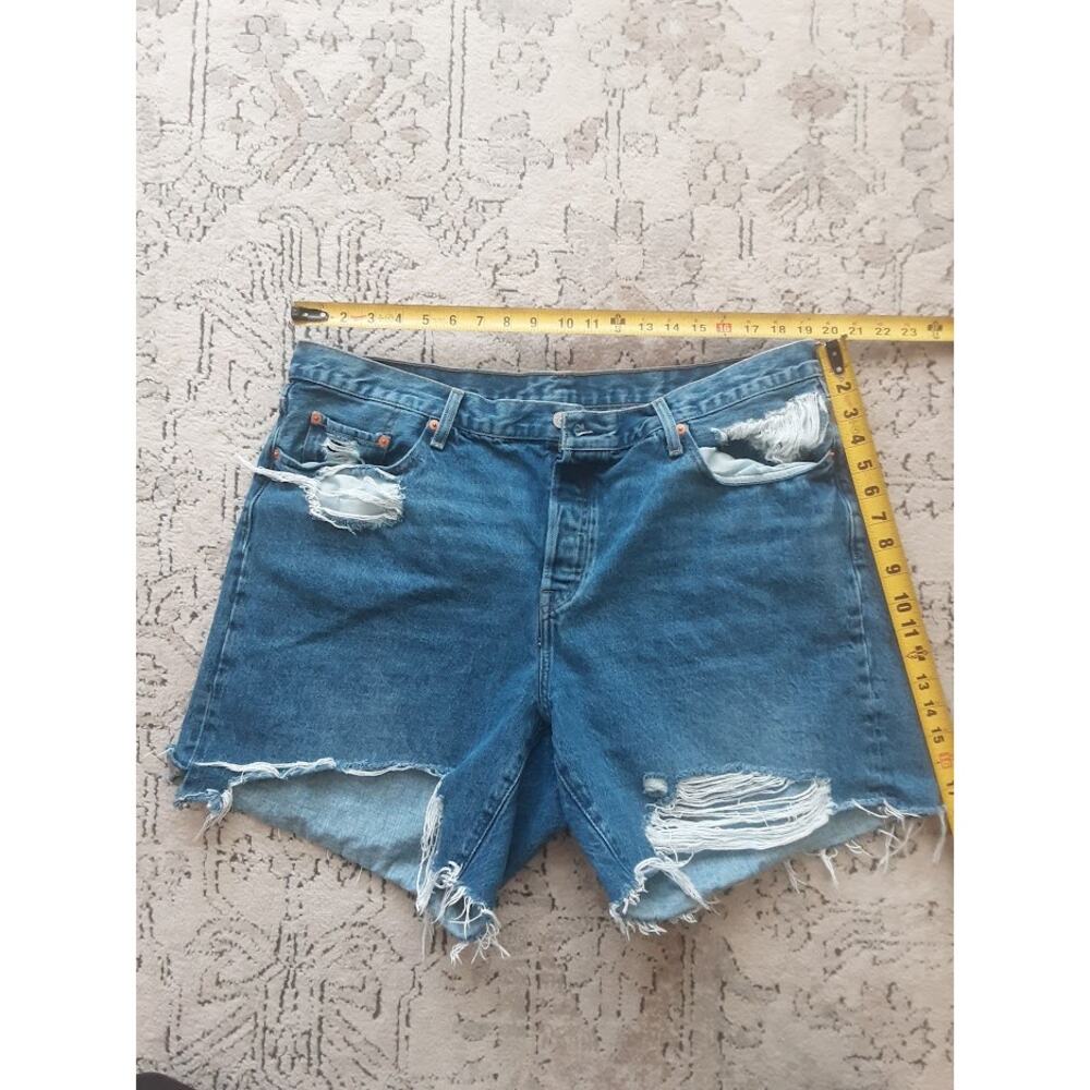 Levi’s Premium 501 ’90s Denim Cutoff Shorts Size 18W Distressed